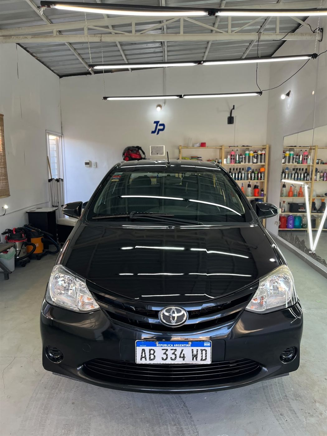 Toyota Etios detallado por JP Detailing