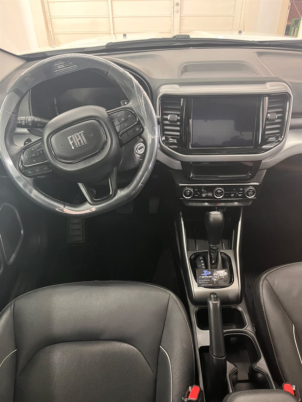 Interior de Fiat Toro detallado por JP Detailing